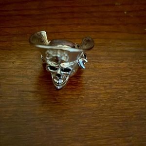 Pirate ring